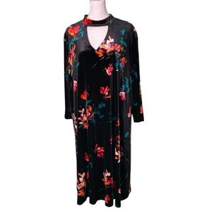 Boutique‎ Velvet A-Line Black Dark Floral Choker Dress (Size 1X)